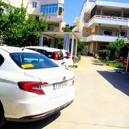 Menelaos Apartments 아델리아노스 캄포스 외부 사진